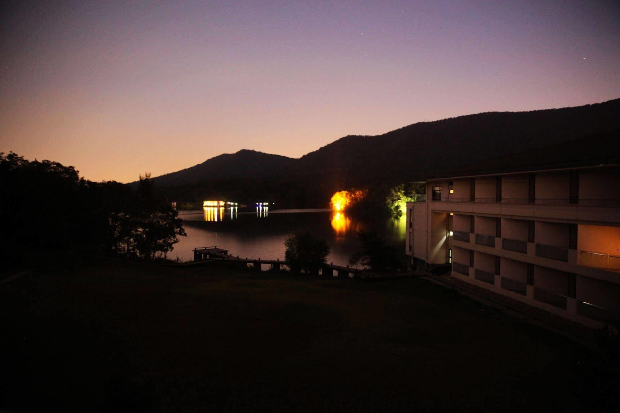 The Purple Palace - Jinling Hotels & Resorts Nankín Exterior foto